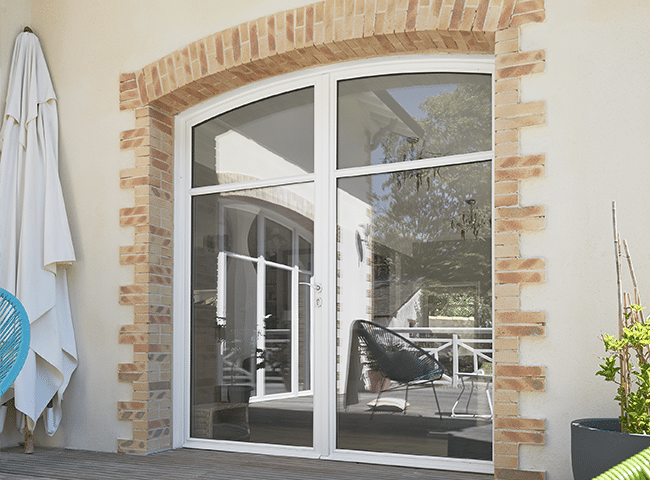 Porte-fenêtre-en-Bois-Racine-pasquet-menuiseries
