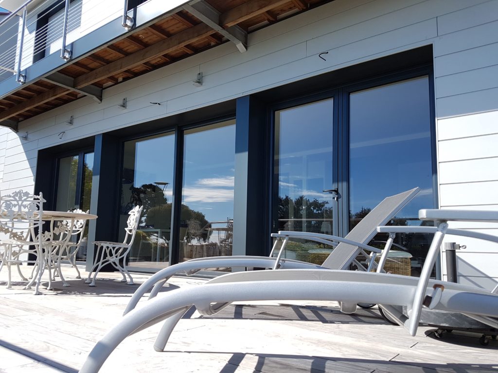 grande baie vitrée trible terrasse pasquet menuiseries
