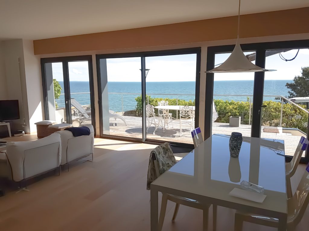 grande baie vitrée trible terrasse pasquet menuiseries