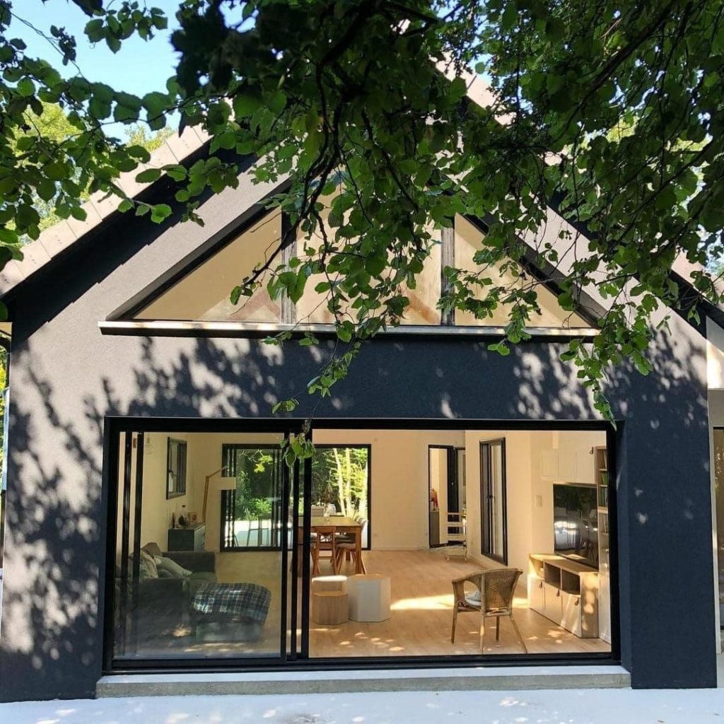 porte-fenetre-coulissante-maison-moderne-pasquet-menuiseries