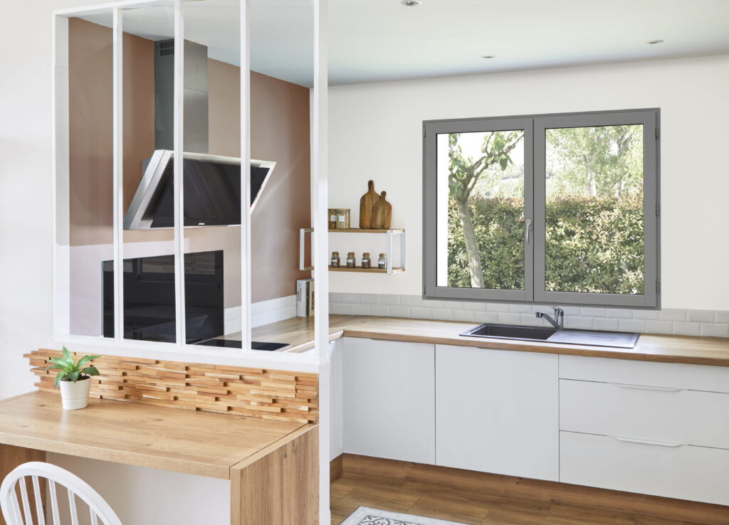 Fenetre à la française en bois moderne lignal beige 1019